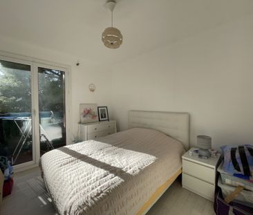 Location Appartement 2 pièces 44m² LA CIOTAT 13600 - Photo 2