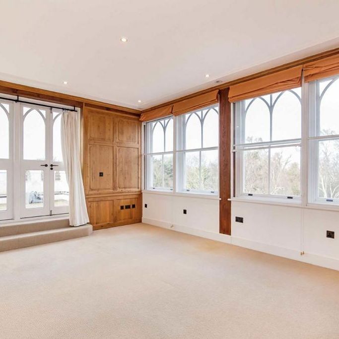 3 bedroom flat to rent - Photo 1