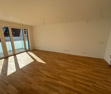 ERSTBEZUG: Exklusive, moderne helle 3 Zi. Wohnung, 2. OG, EBK, Park... - Foto 1