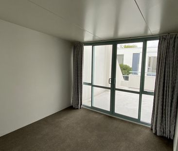 168a Strickland Street, Sydenham, NZ 8023 - Photo 2