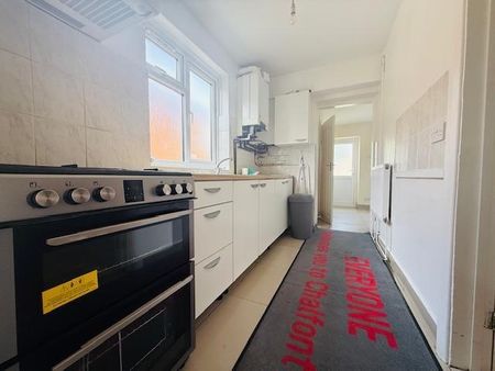 3 bedroom house to rent - Photo 5