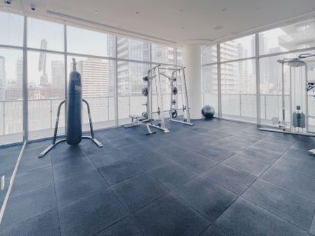 For Lease - 50 Charles Street Unit# Lph5304, Toronto, Ontario - Photo 3