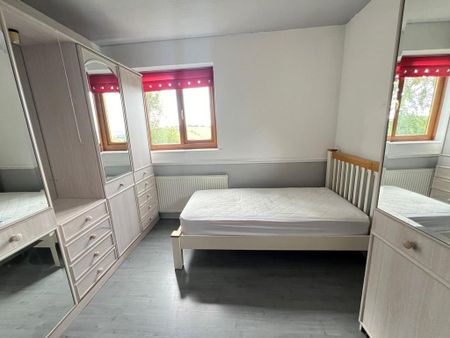 5 bedroom detached house to rent - Photo 4