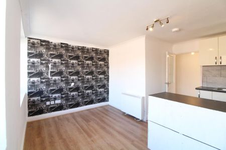 Clovelly Road,Southampton - Photo 2