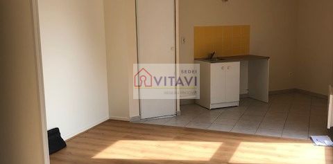 Location Appartement 1 pièce 27m² MARGNY LES COMPIEGNE 60280 - Photo 2