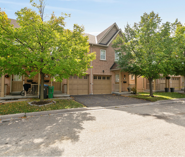 3 Bedroom Townhouse For Rent - Photo 1