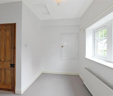 2 bedroom semi-detached house to rent - Photo 2