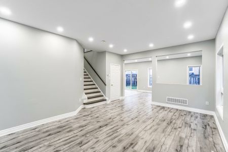 For Lease - 15 Masters Green Crescent Unit# Upper, Brampton, Ontario - Photo 2