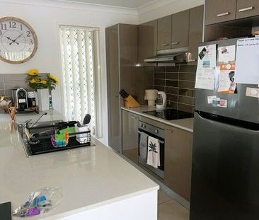 106/325 Stanley Street, Brendale - 3 bed, 2 bath, 1 slug - Photo 5