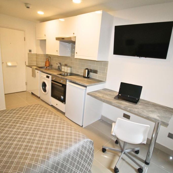 1 bedroom flat to rent - Photo 1