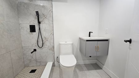 For Lease - 7266 Silver Creek Circle Unit# LOWER, London South, Ontario - Photo 4