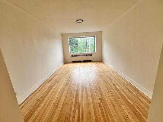 Appartement à louer - Montréal (Côte-des-Neiges/Notre-Dame-de-Grâce) (Côte-des-Neiges) Appartement à louer - Montréal (Côte-des-Neiges/Notre-Dame-de-Grâce) (Côte-des-Neiges) - Photo 1