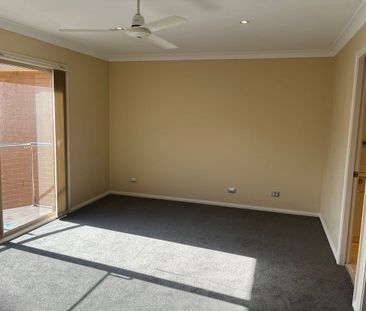Fully refurbished townhouse in sought after Anna Bay - Photo 3