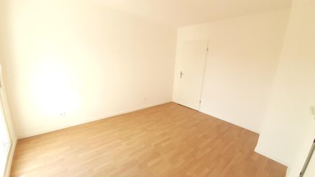 location Appartement T2 DE 44.95m² À LAGNY SUR MARNE - Photo 2