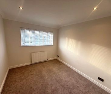 3 bedroom semi-detached house to rent - Photo 6