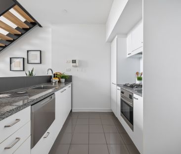 102/220 Commercial Road, Prahran VIC 3181 - Apartment For Rent | Do... - Photo 2