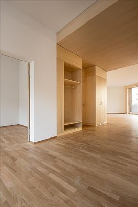 "Rent without deposit - Tschent Wohna - urban with plenty of green space" - Photo 1