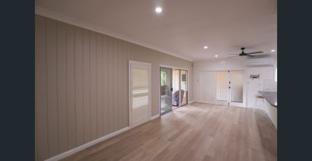 PRIVATE LOCATION - Photo 2