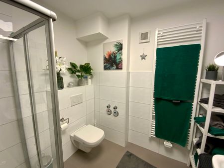 *Sonnenterrassen für jede Tageszeit* zentrales Wohnen im schönen Buisdorf. - Photo 4