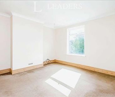 Hall Road, Oulton Broad, NR32 - Photo 1