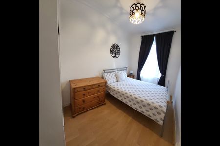 2 Bed Flat, Lamond Place, AB25 - Photo 3