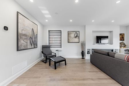 For Lease - 16 Boem Avenue, Toronto, Ontario - Photo 3