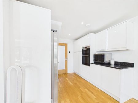 4 bedroom house to rent - Photo 5