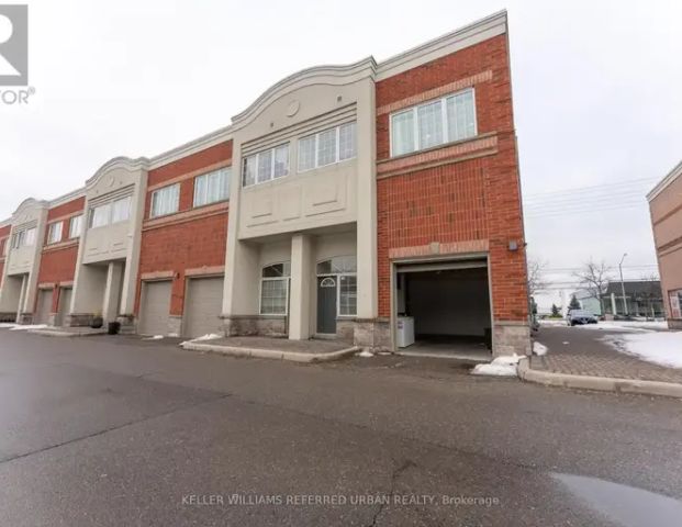 TH219 - 9421 JANE STREET | TH219 - 9421 JANE STREET, Vaughan - Photo 1