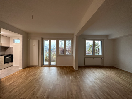 Moderne 2.5-Zimmerwohnung im 1. UG mit Terasse - Photo 4