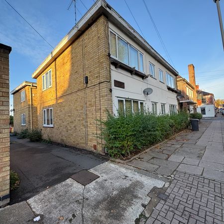 1 Bed Flat, Clarendon Court, LE2 - Photo 4