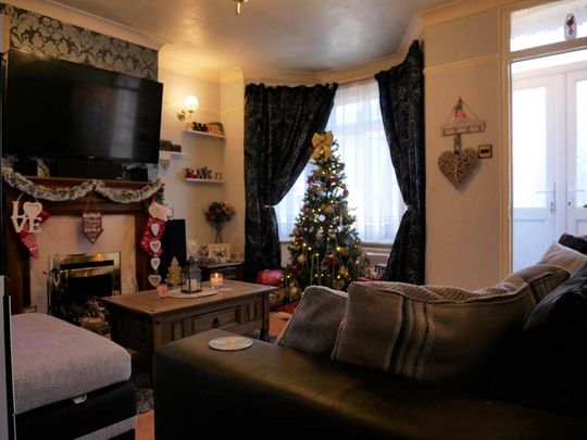 3 bedroom house to rent - Photo 1