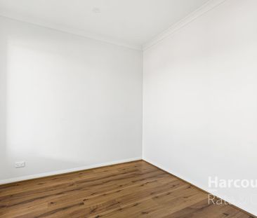 Modern Living - Photo 4