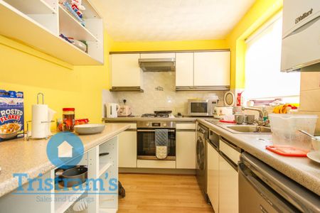 2 bed Semi-Detached House for Rent - Photo 4