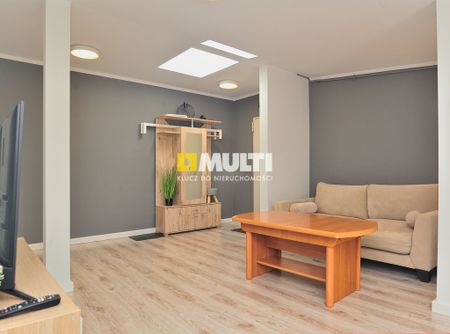 3-pokojowe mieszkanie w centrum - Zdjęcie 2