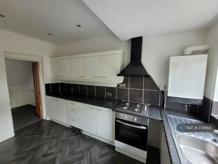 2 bedroom terraced house to rent - Photo 3