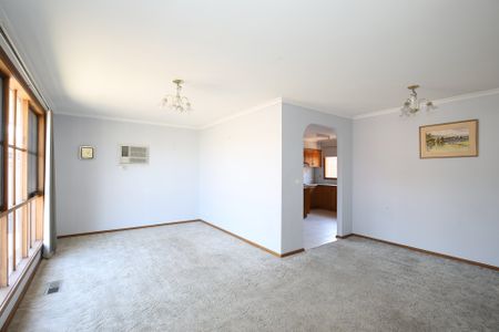 2/93 Ringwood Street, Ringwood - Photo 4
