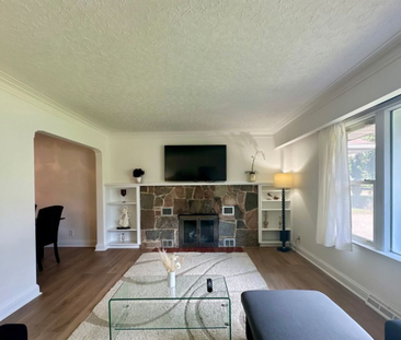 For Lease - 38 Lake Avenue Unit# Entire Property, Richmond Hill, On... - Photo 6