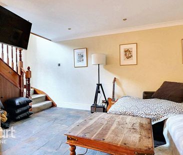 4 bedroom terraced house to rent - Photo 3