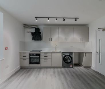 Property to rent - Photo 4