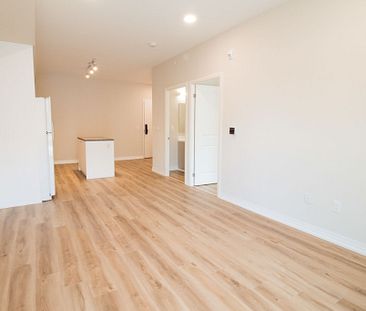 ** BEAUTIFUL ** 1 BEDROOM CONDO IN ST. CATHARINES!! - Photo 6