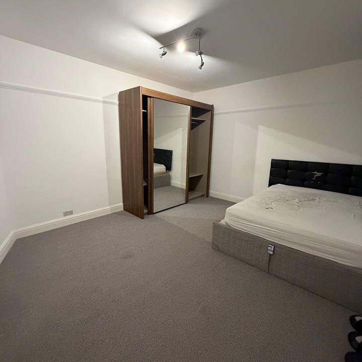 Room in a Shared Flat, Gracefield Gardens, SW16 - Photo 1