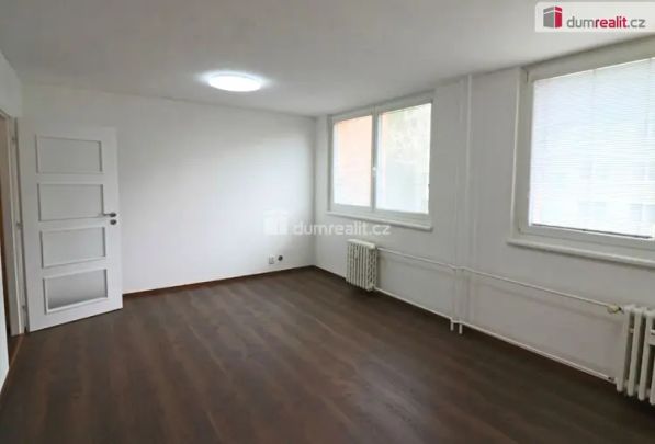 Pronájem bytu 1+kk, 33 m - Fotografie 1