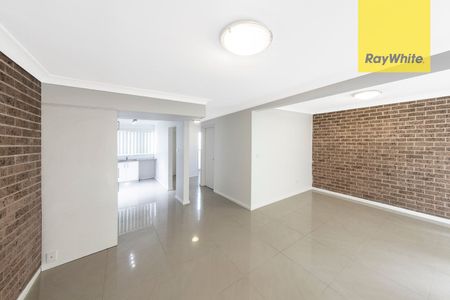 2 Bedroom Townhouse Situated in a Quiet Location - Photo 5