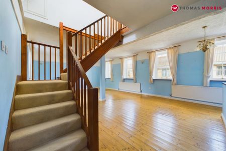 3 bedroom terraced house to rent - Photo 3