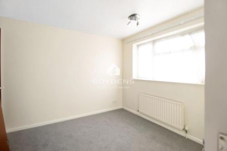 3 bedroom detached house to rent - Photo 5