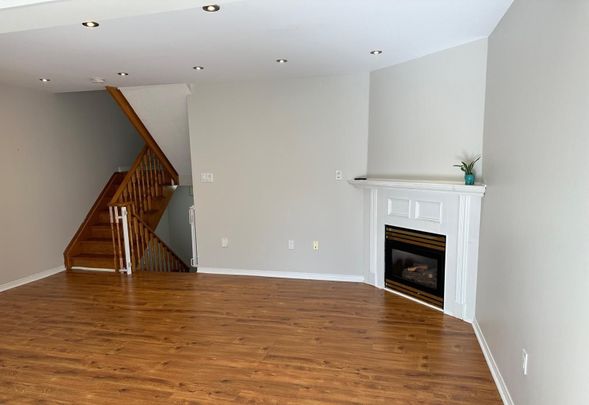 For Lease - 1588 South Parade Court Unit# 67, Mississauga, Ontario - Photo 1