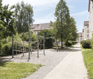 MIETEN OHNE KAUTION - Familienwohnung mit sonnigem Balkon - Photo 2