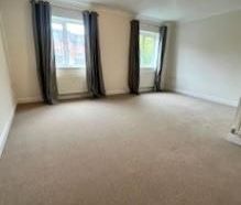 4 bedroom semi-detached house to rent - Photo 1