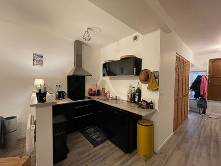 Location appartement 2 pièces, 49.00m², Gémozac - Photo 3