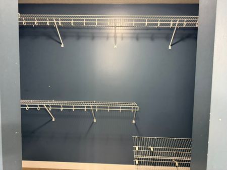 Come View this Beautiful Home in Johnstone Park! - Photo 3